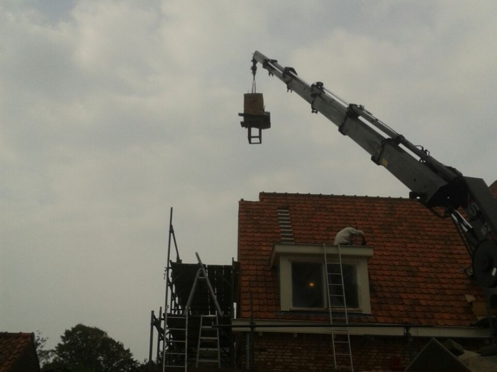 Verbouwen woning, realiseren bovenverdieping met dakkapellen en voegwerk