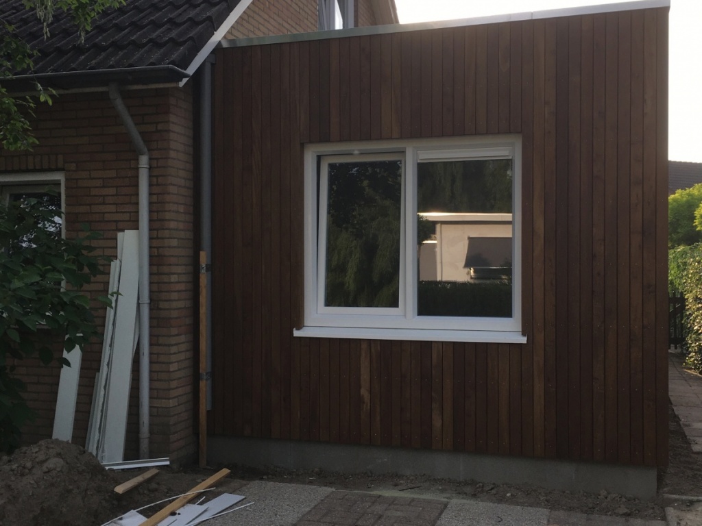 Aanbouw en verbouw woning, Van Middelhovenstraat 109 Axel